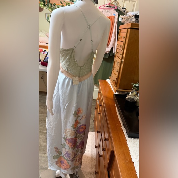 Sky Combo Airbrush elegant Flora slip Dress by Free People. NWT. Retails $128 - Picture 5 of 7